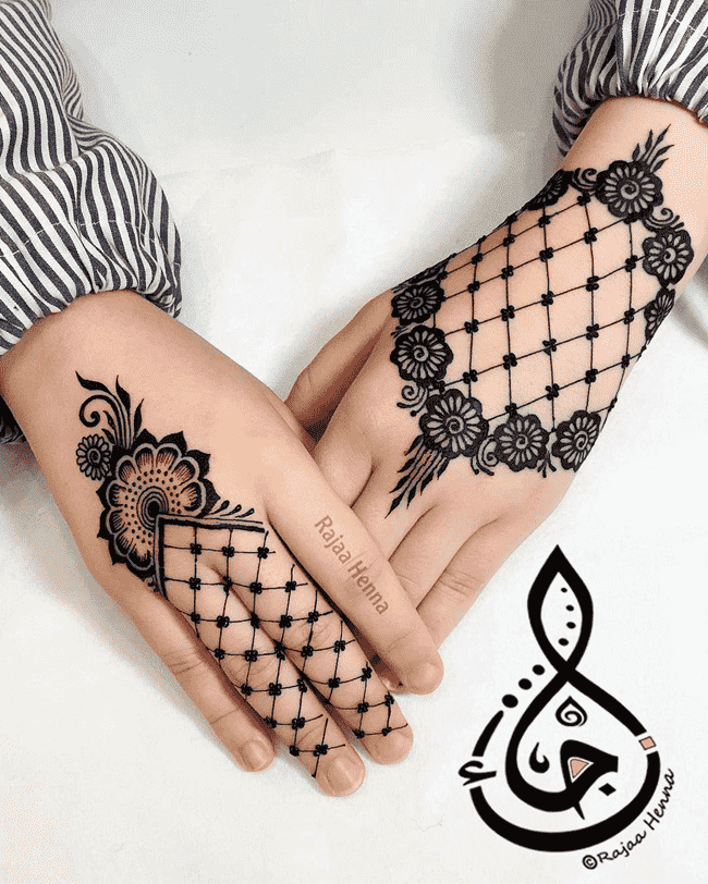 Alluring Kasauli Henna Design