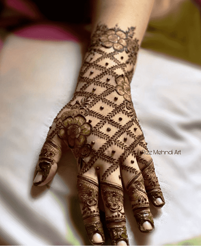 Fine Kasauli Henna Design