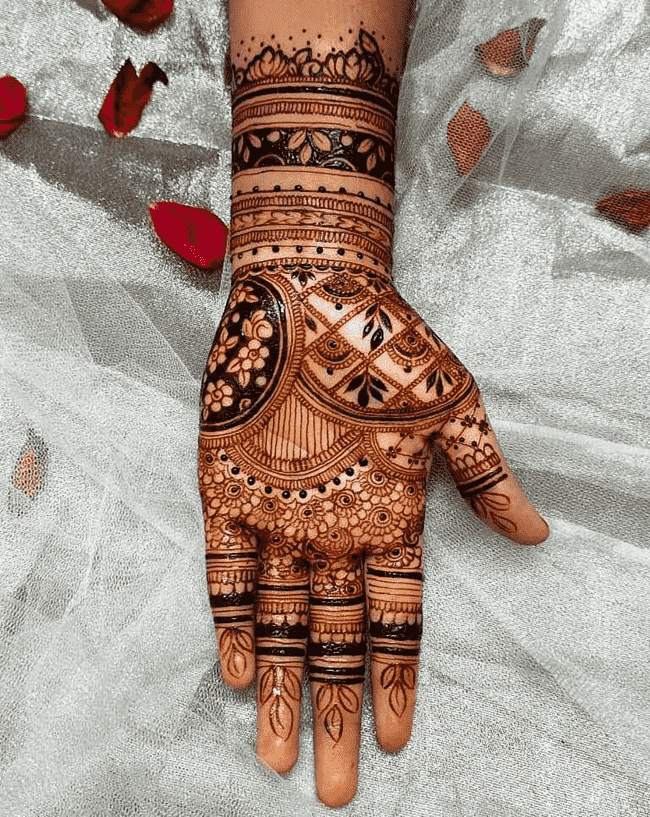 Ravishing Kasauli Henna Design