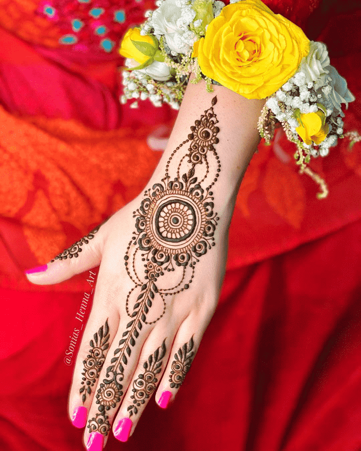 Pleasing Kashmiri Henna Design
