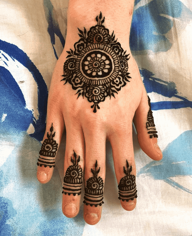 Appealing Kerala Henna Design