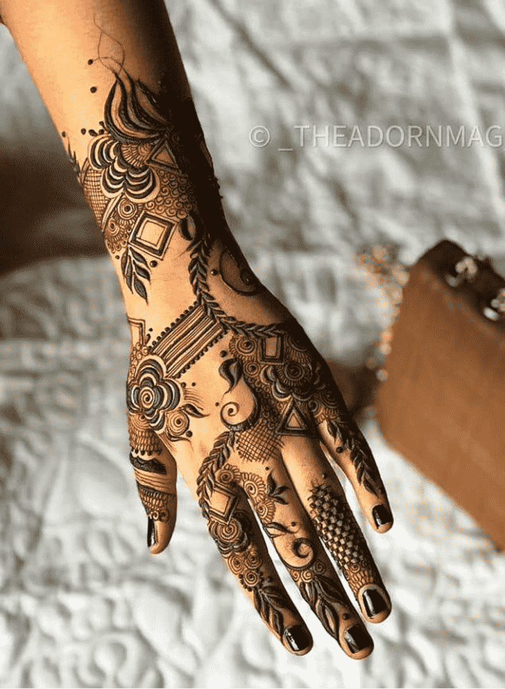Radiant Kerala Henna Design