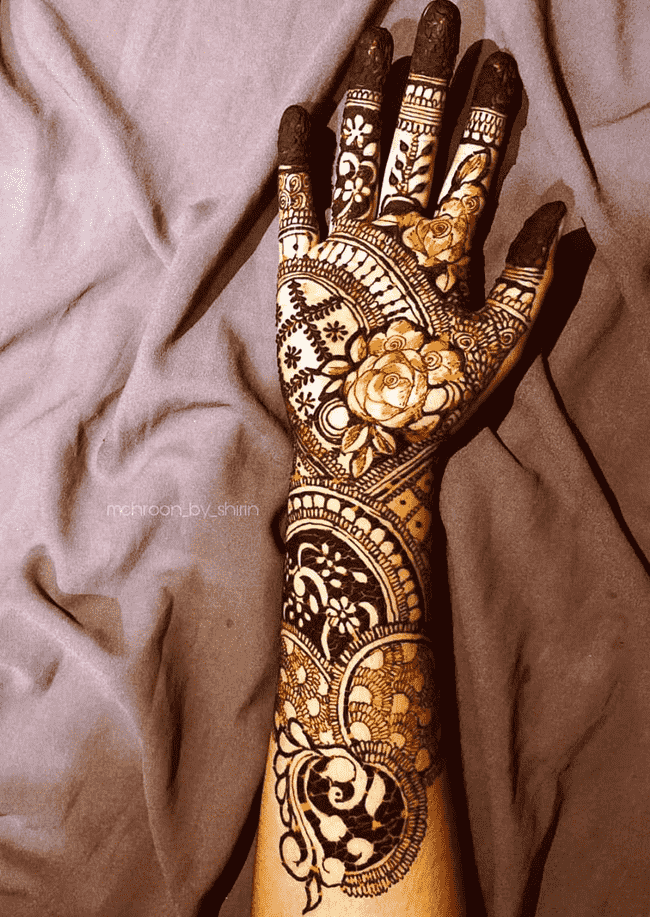 Exquisite Khulna Henna Design