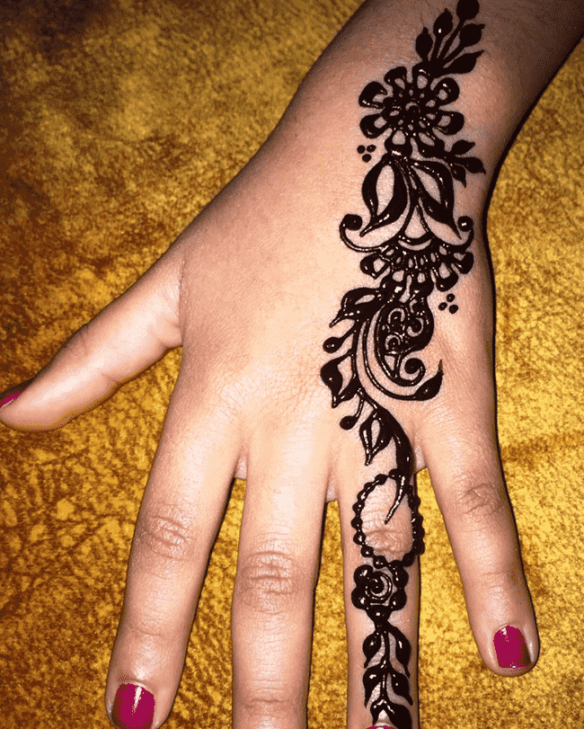 Pleasing Khulna Henna Design