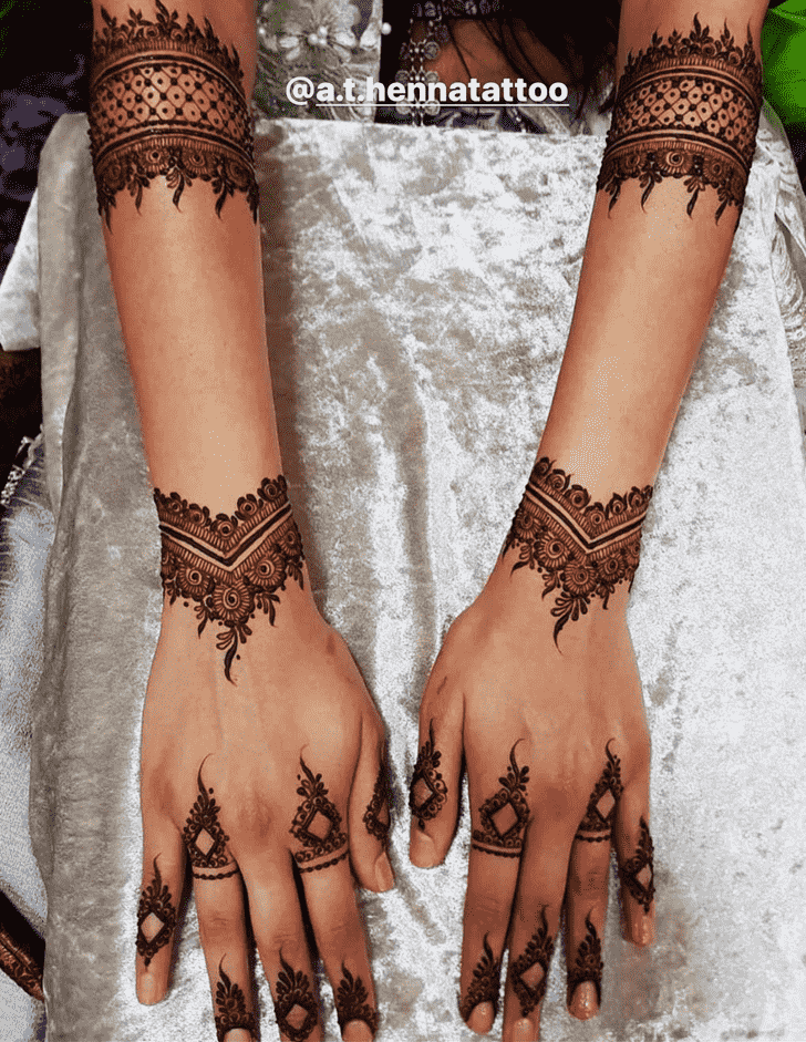 Appealing Kunduz Henna Design