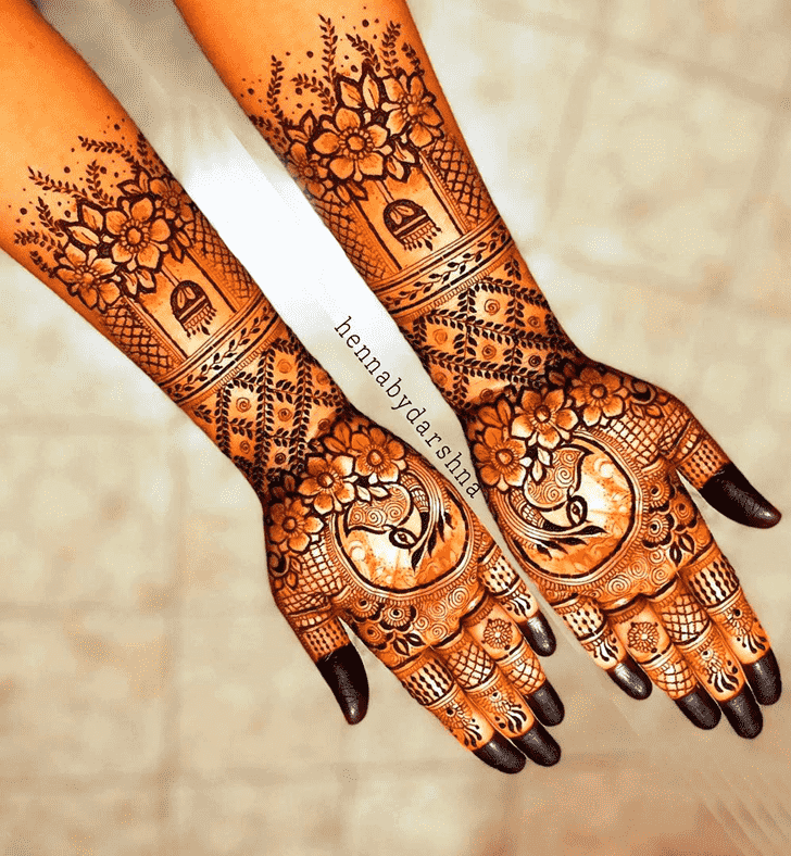 Delicate Kunduz Henna Design