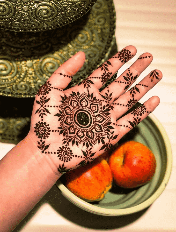 Delightful Kunduz Henna Design