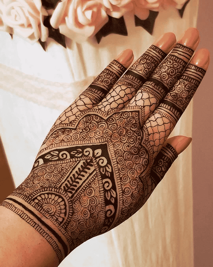 Pretty Kunduz Henna Design