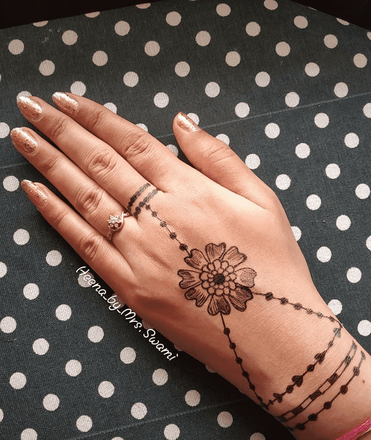 Appealing Kuwait Henna Design