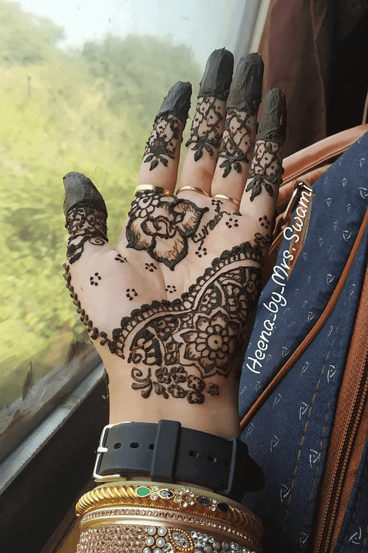 Fine Kuwait Henna Design