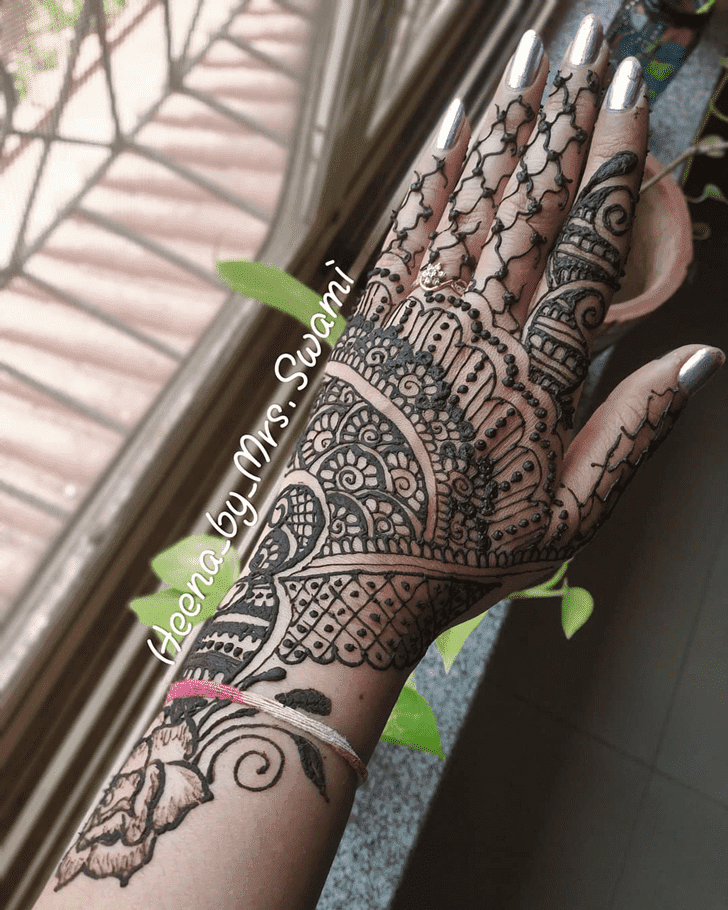 Ravishing Kuwait Henna Design