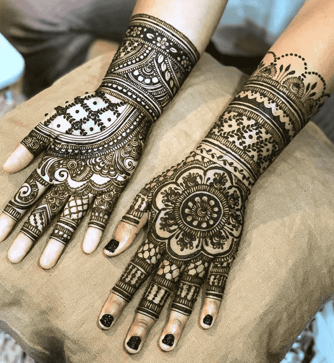 Appealing Ladakh Henna Design
