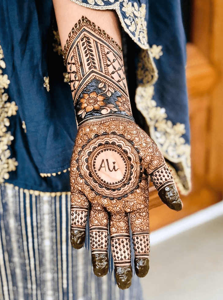 Elegant Lalitpur Henna Design