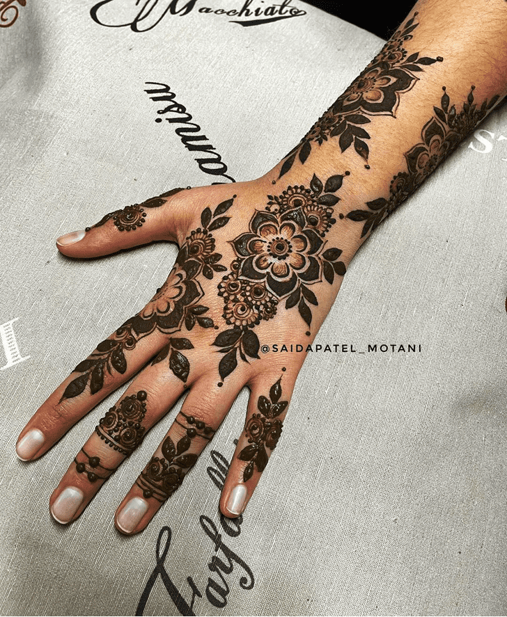 Graceful Lalitpur Henna Design