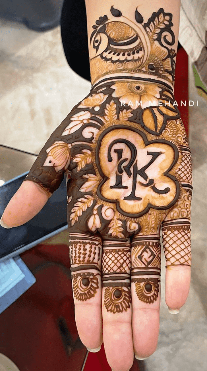 Exquisite Latest Beautiful Henna Design