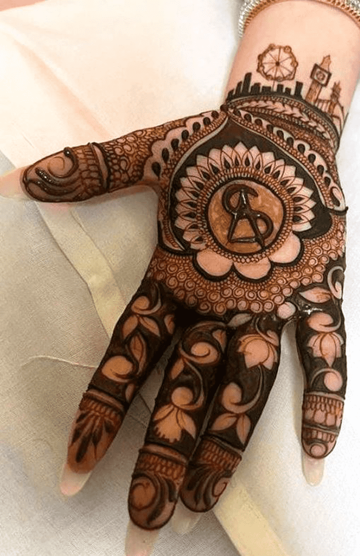 Refined Latest Beautiful Henna Design