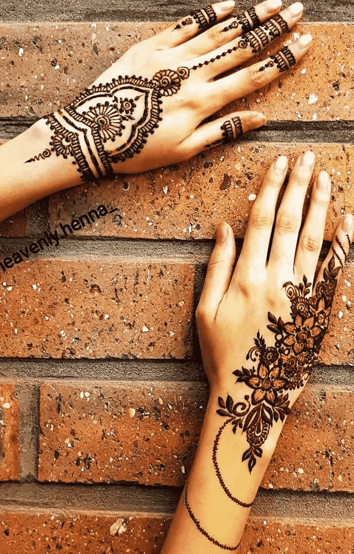 20 Beautiful Single Line Mehendi Designs Images and Inspirations (2022)