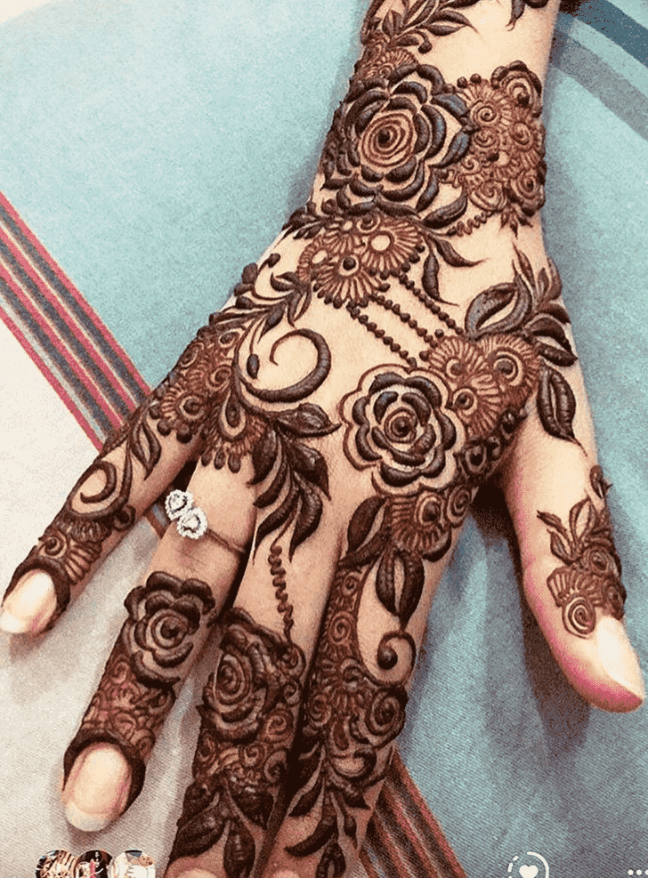 20+ Arabic Mehndi Designs For Front Hand to Steal your Heart! - Tikli