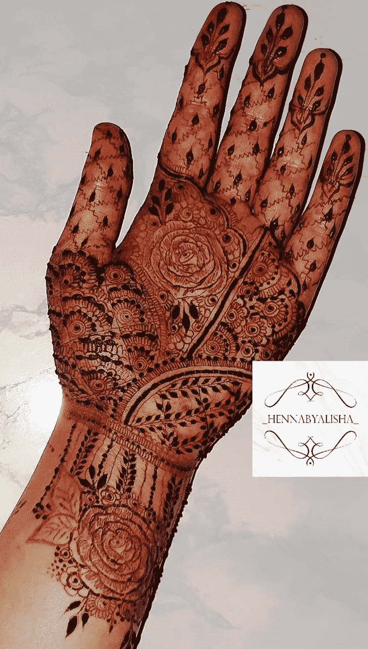Fair Leaf Henna Design