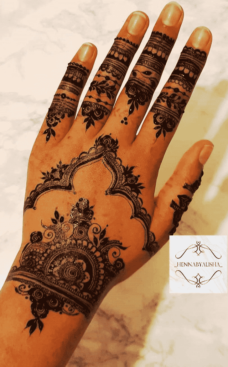 Fascinating Leaf Henna Design