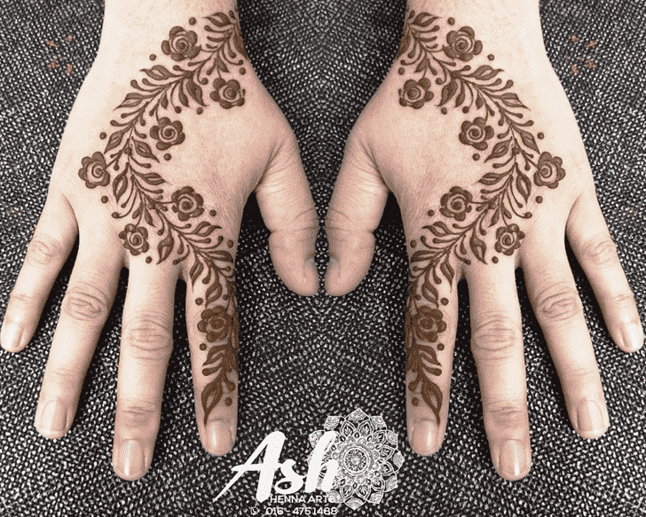 Graceful Leaf Henna Design