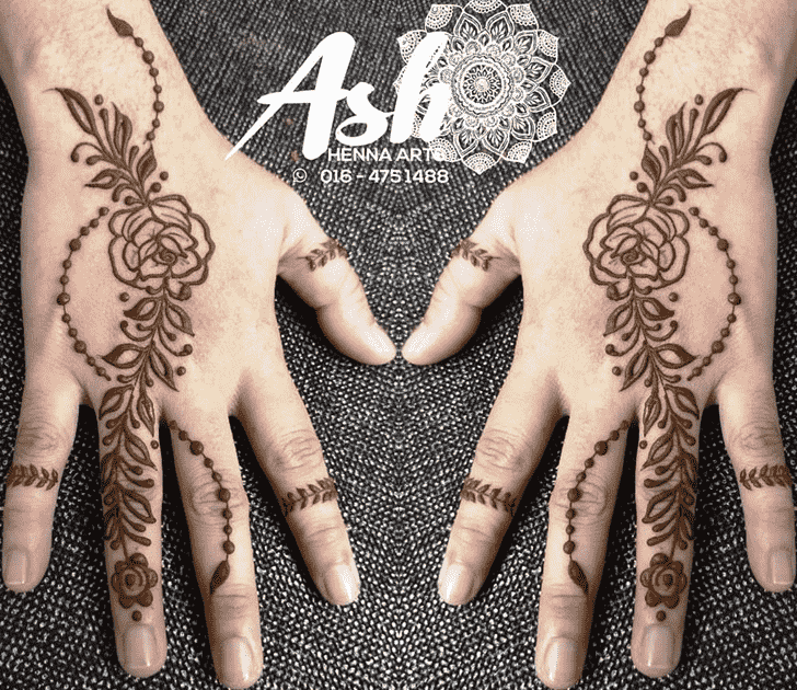 Grand Leaf Henna Design