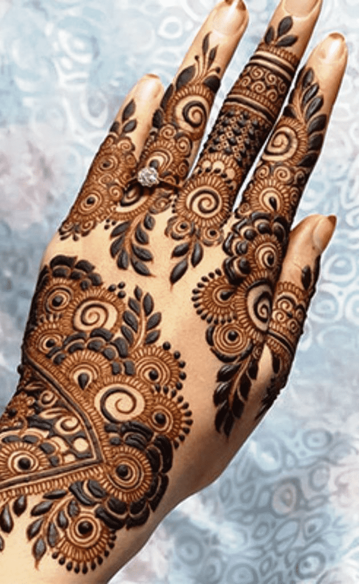 Dazzling Leaves Henna Design