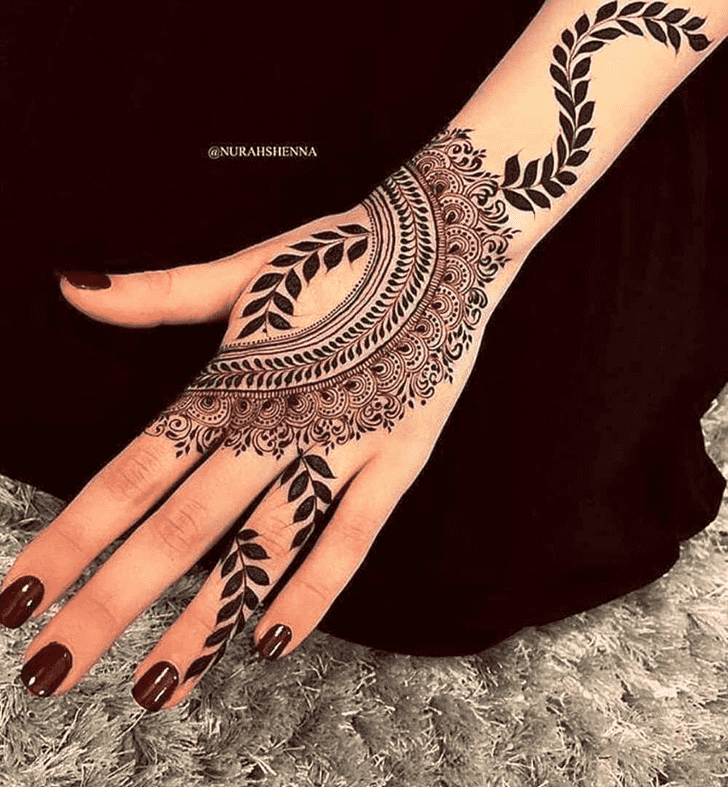 Fetching Leaves Henna Design