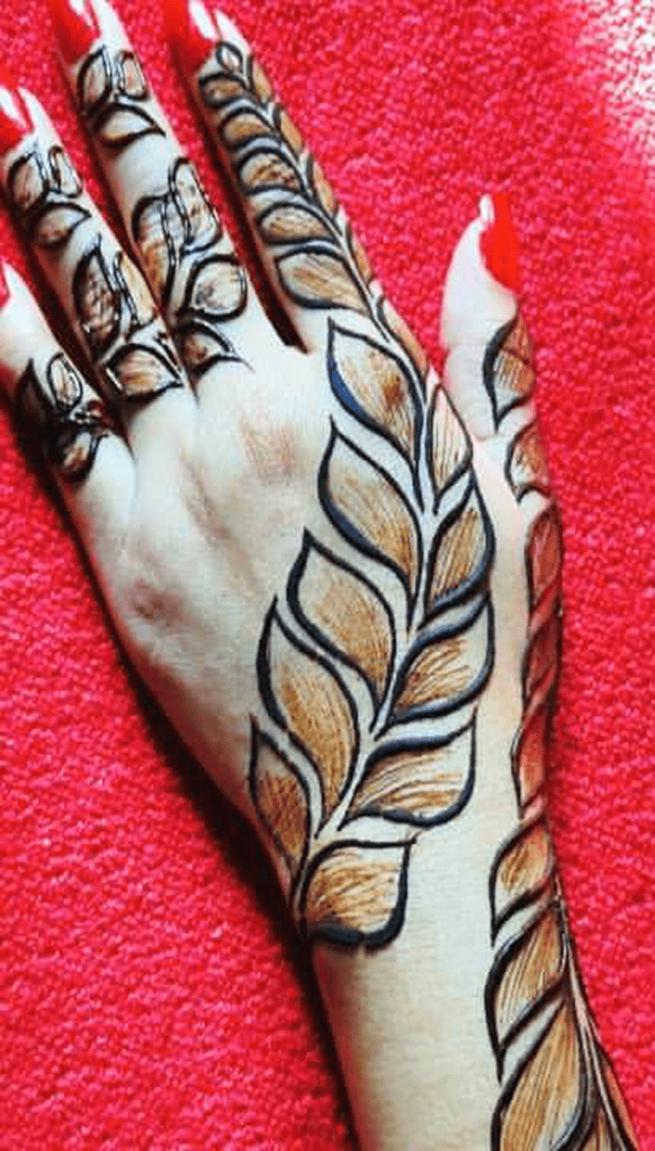 Pretty Leaves Henna Design
