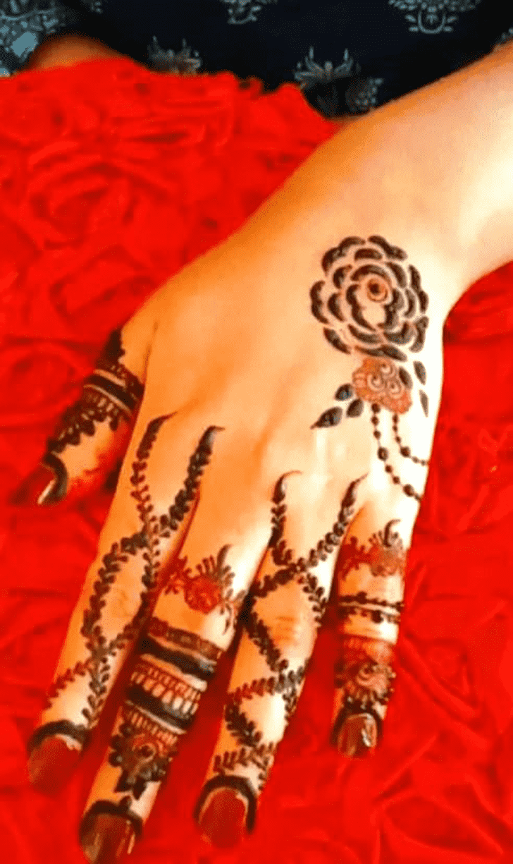 Shapely Leaves Henna Design
