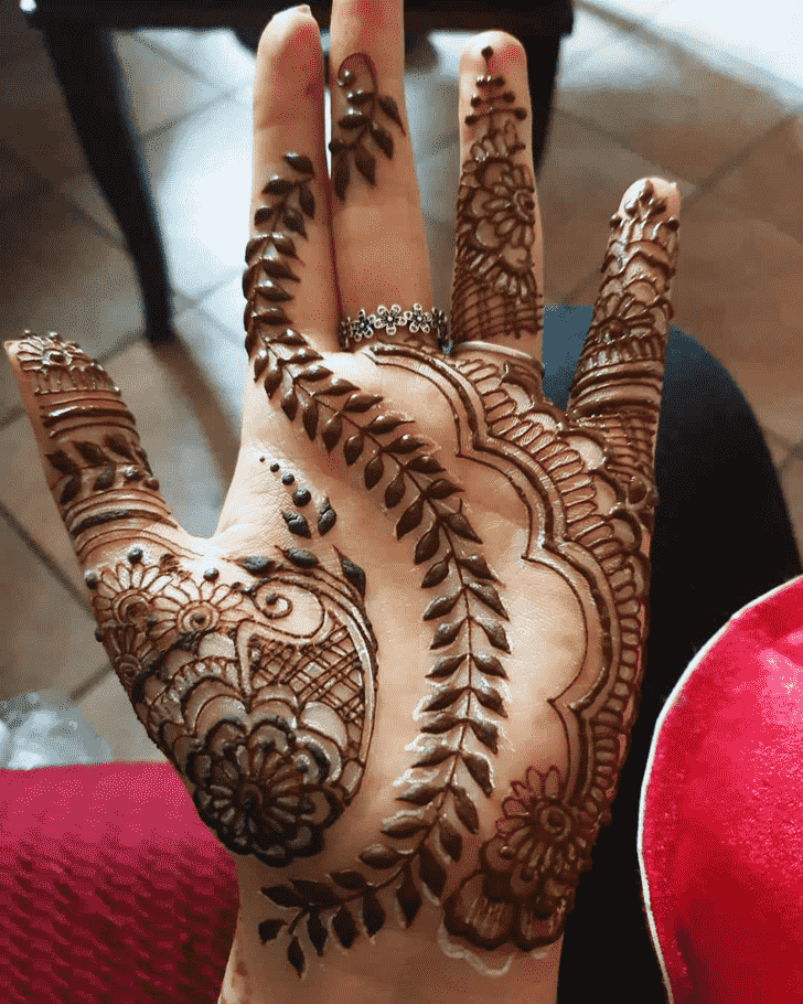 Lovely Left Hand Mehndi design