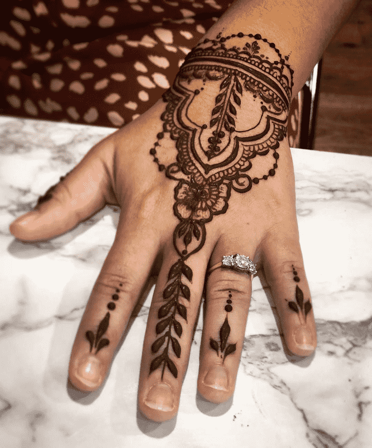 Resplendent Left Hand Henna design