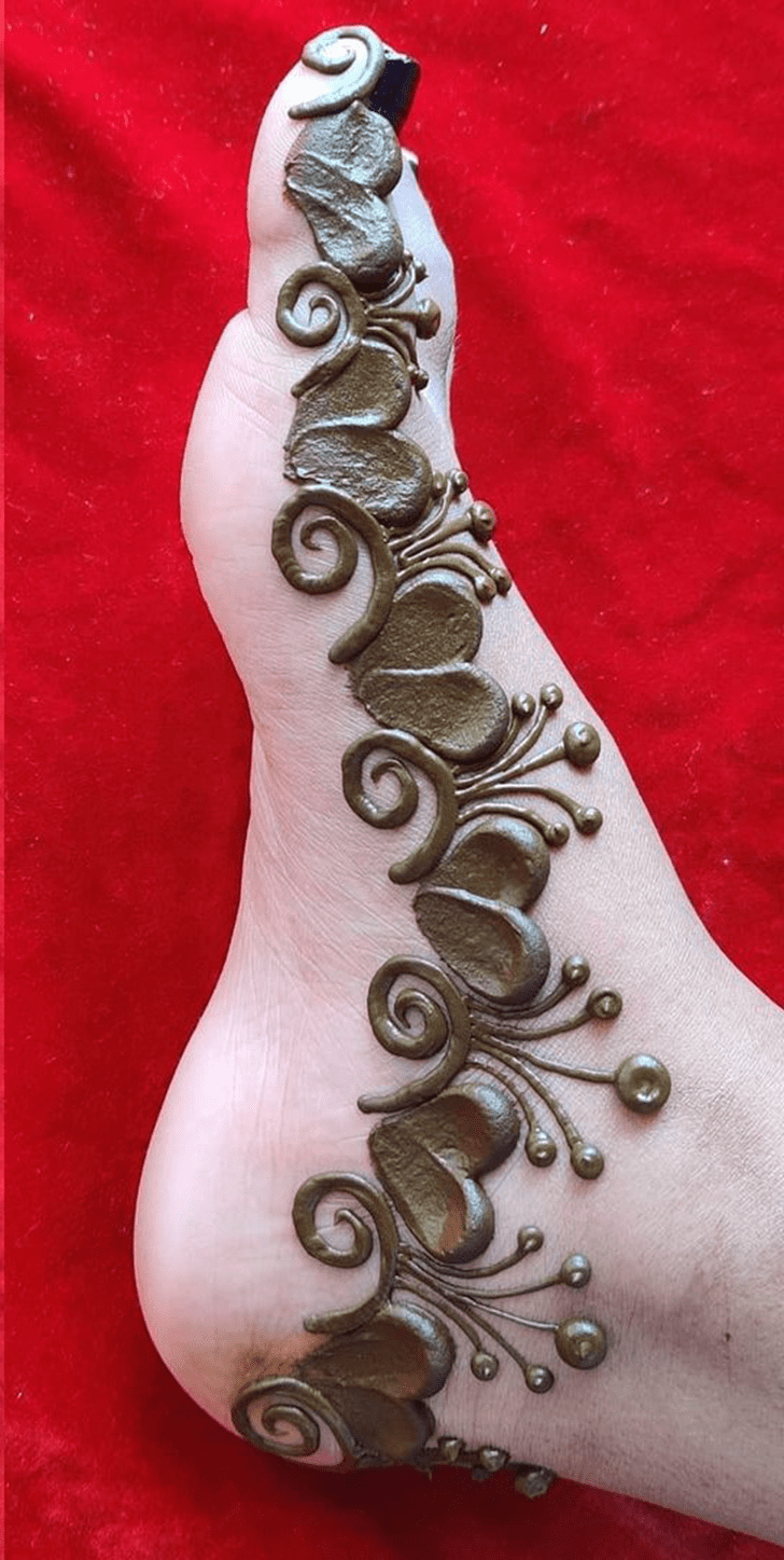 Stunning Leg henna Design