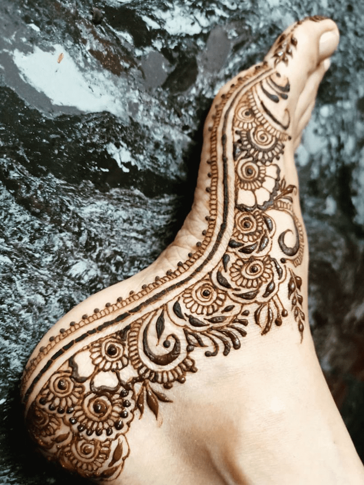 Complete Leg Henna Design