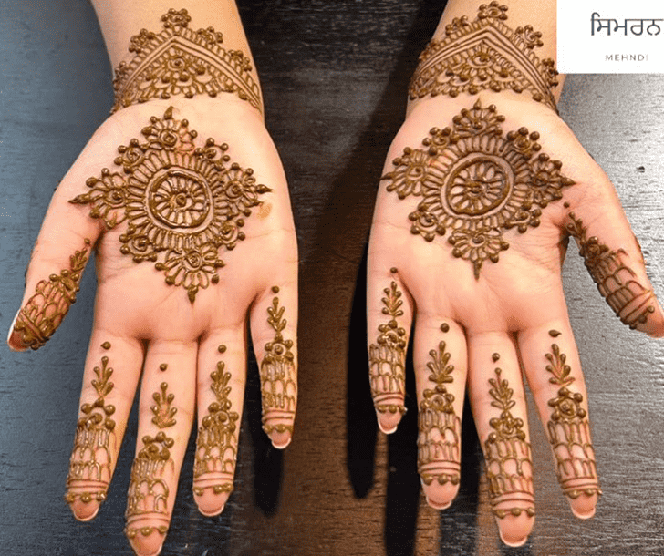 Alluring Latest Henna Design