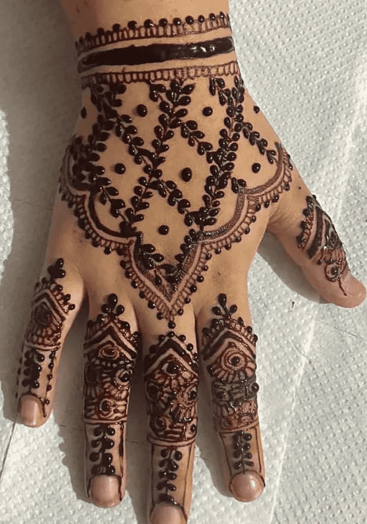 Captivating Latest Henna Design