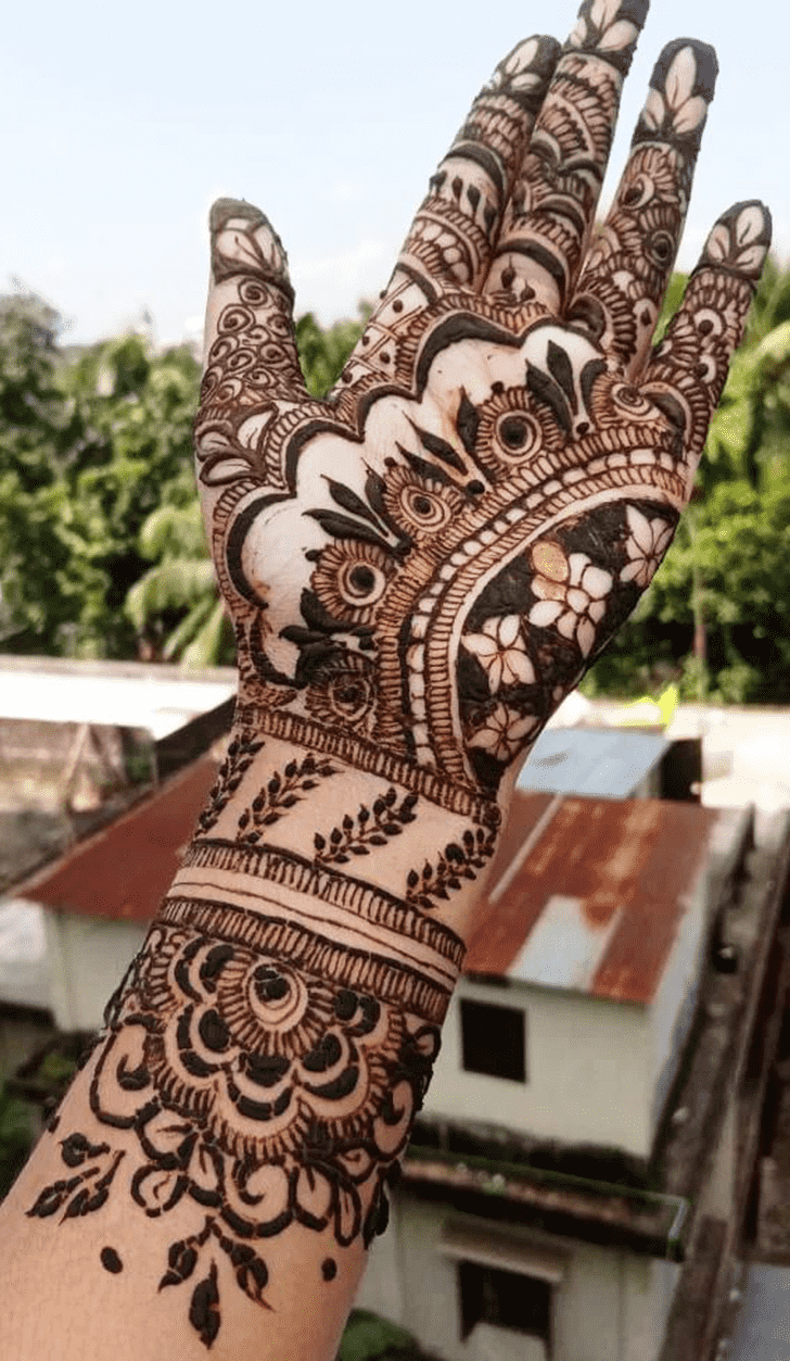 Resplendent Latest Henna Design