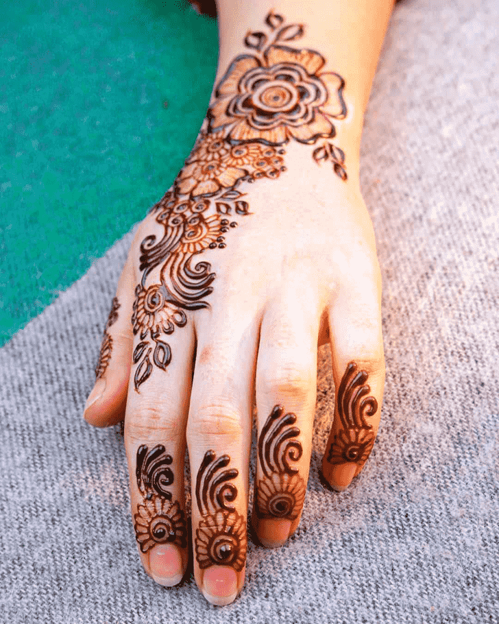 Magnificent Los Angeles Henna Design