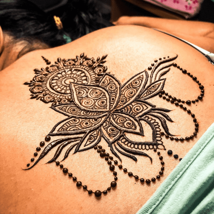 Lovely Lotus Henna Design