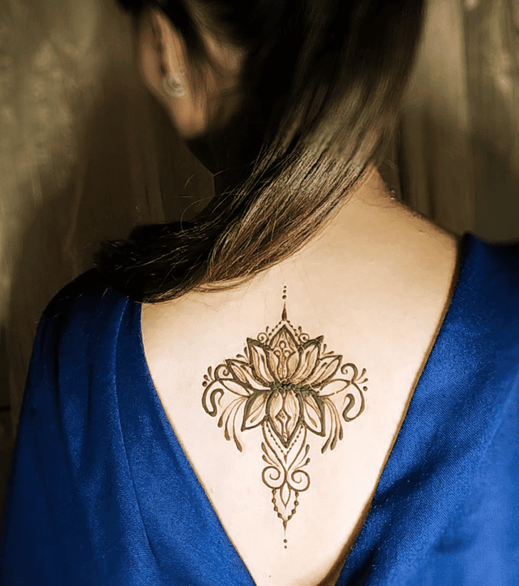Magnetic Lotus Henna Design