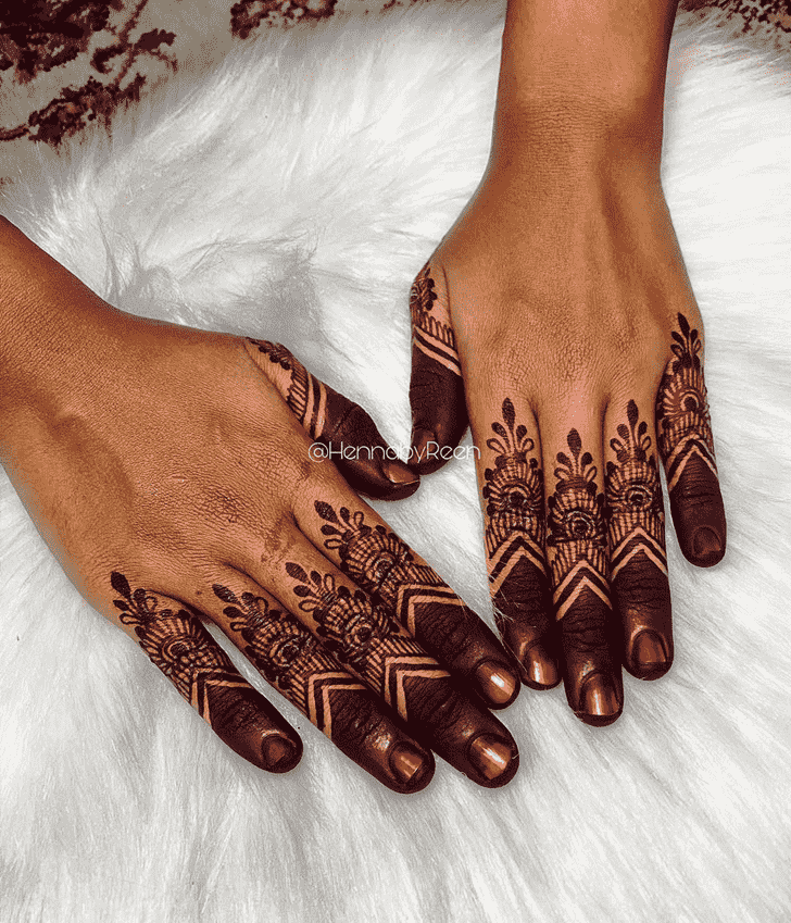 Classy Lovely Henna design