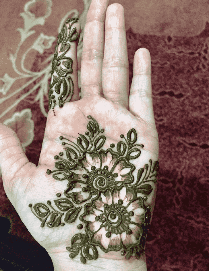 Alluring Lucknow Henna Design