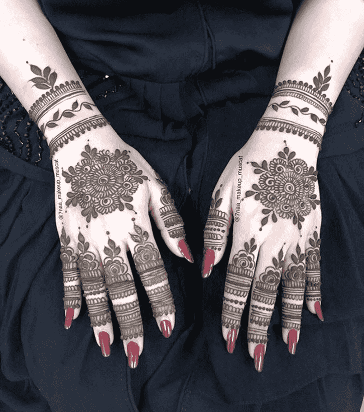 Comely Lucknow Henna Design