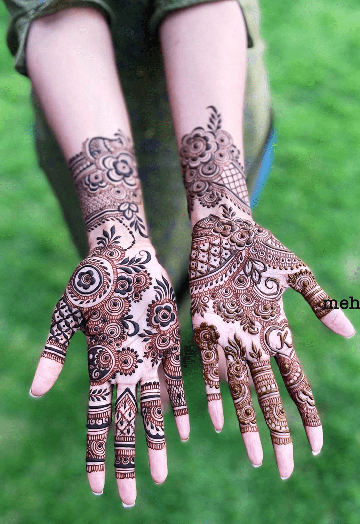 Dazzling Ludhiana Henna Design