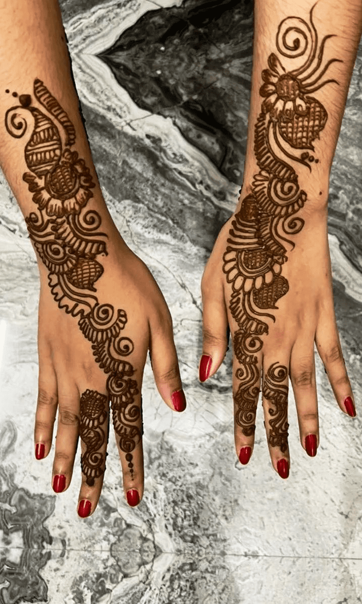 Captivating Madrid Henna Design