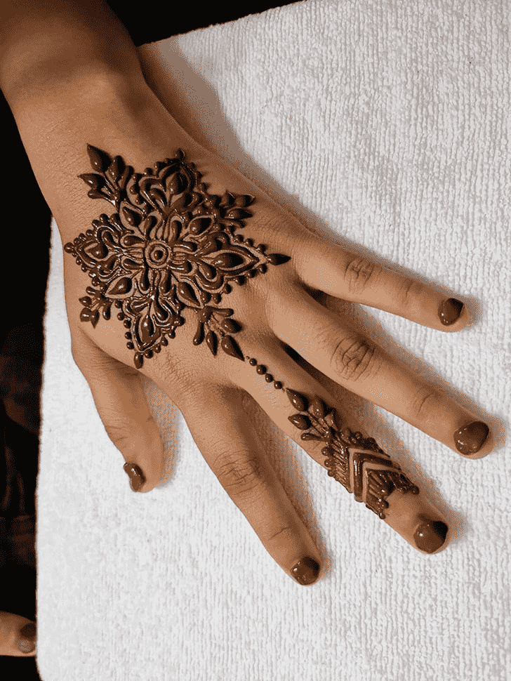 Delightful Madurai Henna Design