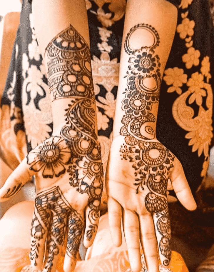 Enticing Madurai Henna Design