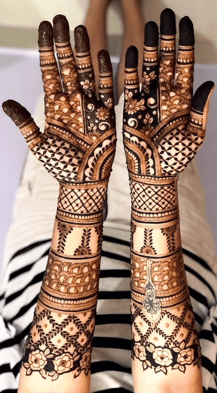 Grand Malayalam Henna Design