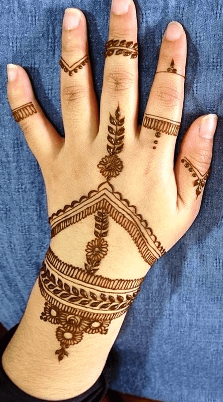 Marvelous Malayalam Henna Design