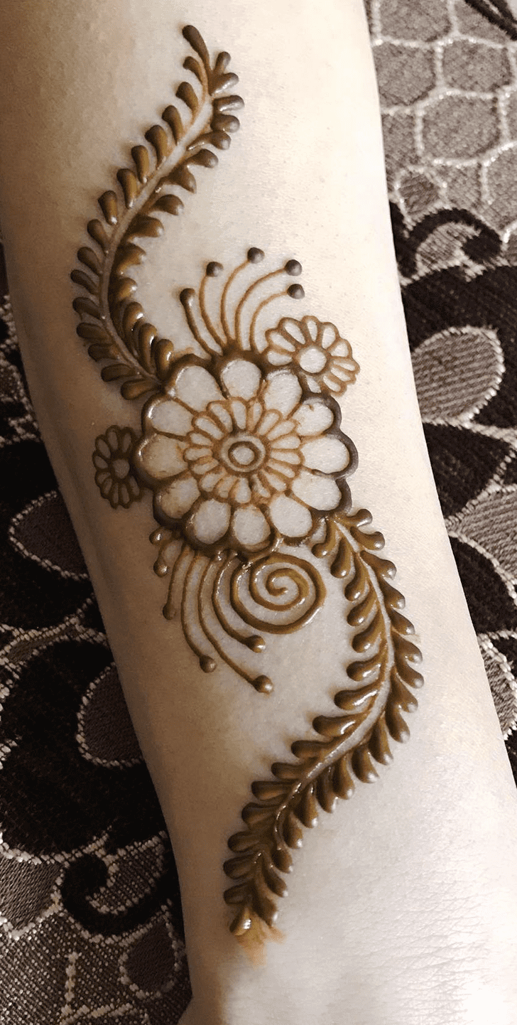 Nice Malayalam Henna Design